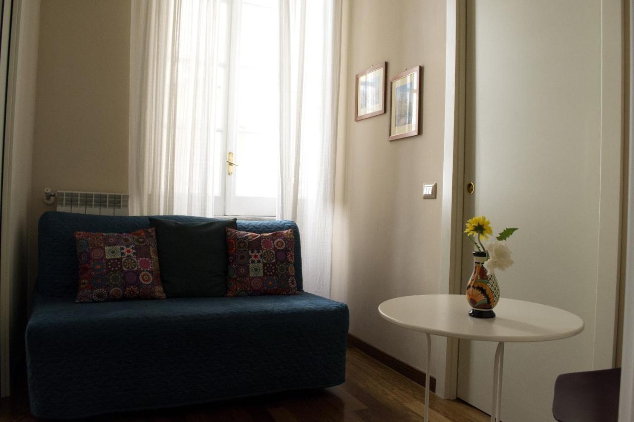 Le Stanze Di Dolly Bed and Breakfast Napoli Eksteriør billede
