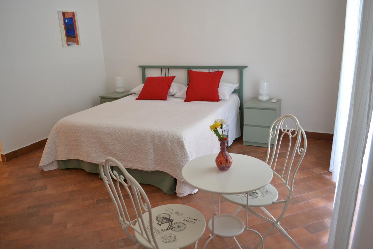 Le Stanze Di Dolly Bed and Breakfast Napoli Eksteriør billede